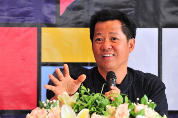 อาจารย์เฉลิมชัย โฆษิตพิพัฒน์ อาจารย์เฉลิมชัย โฆษิตพิพัฒน์